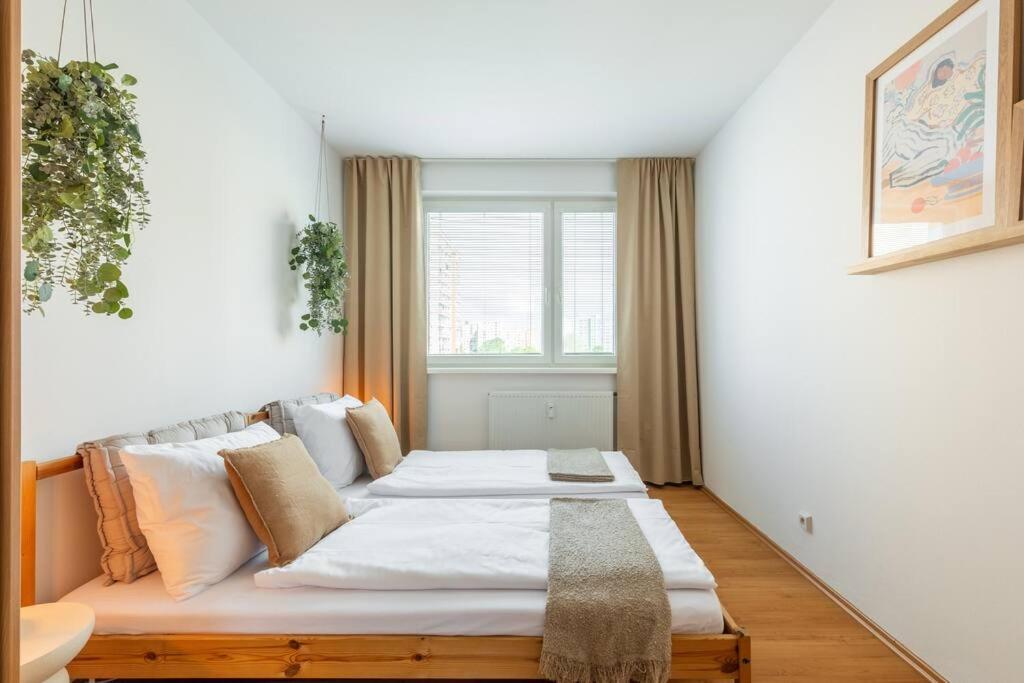 Duna Retreat: City Serenity Pressburg Exterior foto