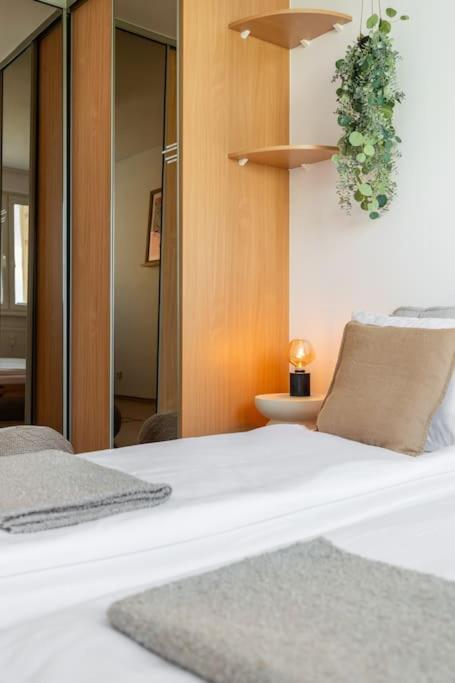 Duna Retreat: City Serenity Pressburg Exterior foto